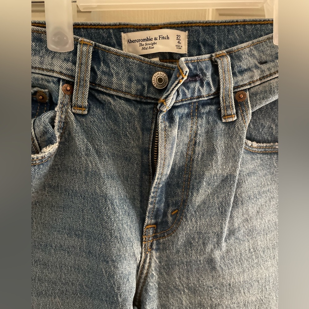 Abercrombie and Fitch The Straight Mid Rise Light Wash Jeans